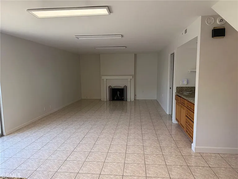 8281 Devilwood Cir — Photo 3
