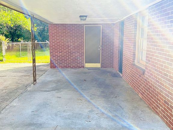 2nd image of 1127 Druid Hills Dr