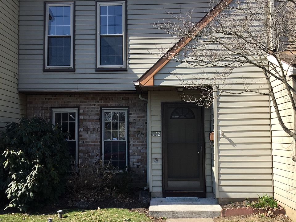 2nd image of 632 Lopax Rd