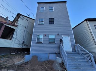 49 Ryle Ave, Paterson, NJ 07522