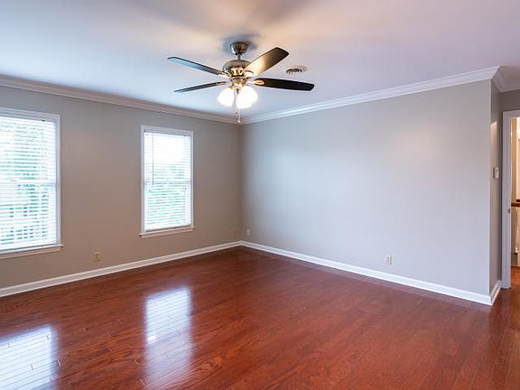 5th image of 1229 Whitower Dr