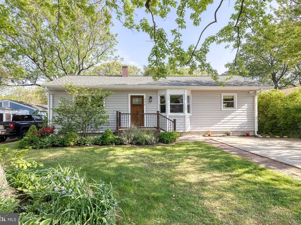 230 Poplar Ave, Glen Burnie, MD 21061