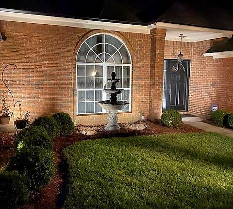 Landscape Lighting & Fountain