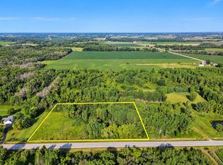 N9155 County Road U, Seymour, WI 54165