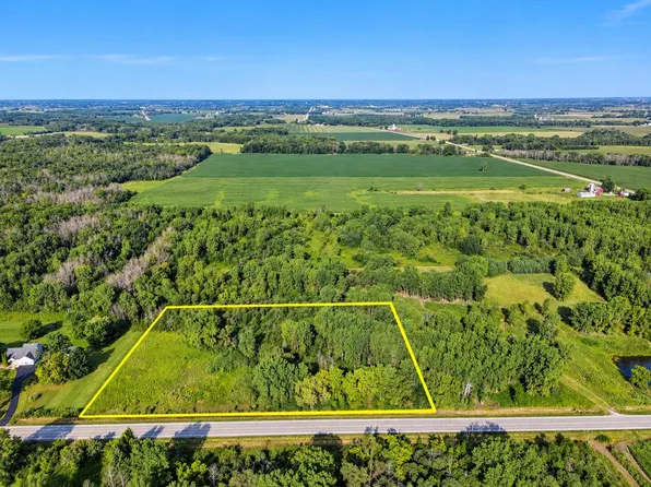 N9155 County Road U, Seymour, WI 54165