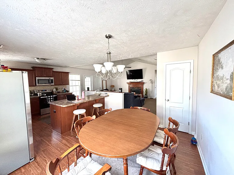 2513 Hunting Bow Dr — Photo 9
