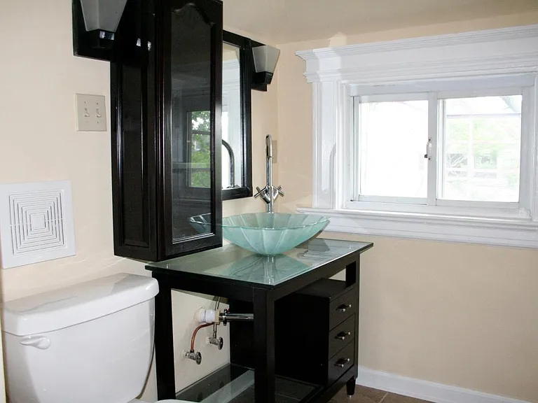 300 McGregor Ave #3 — Photo 3