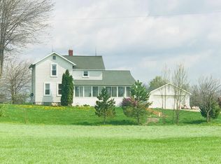 9464 Saline Waterworks Rd, Manchester, MI 48158