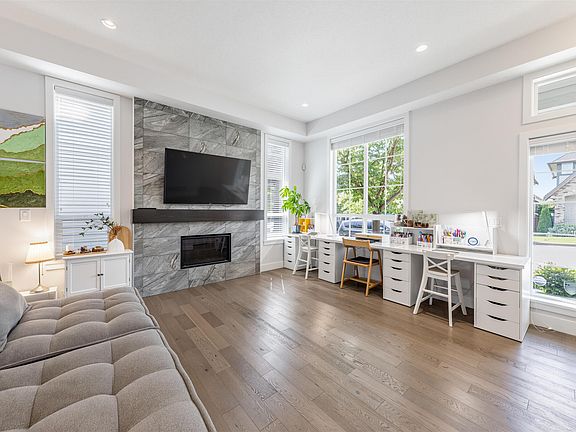 3rd image of 2136 165b St