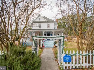 34 Maryland Ave, Crisfield, MD 21817