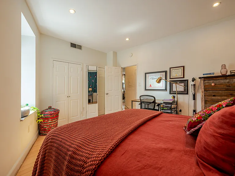 1115 12th St NW #105 — Photo 16