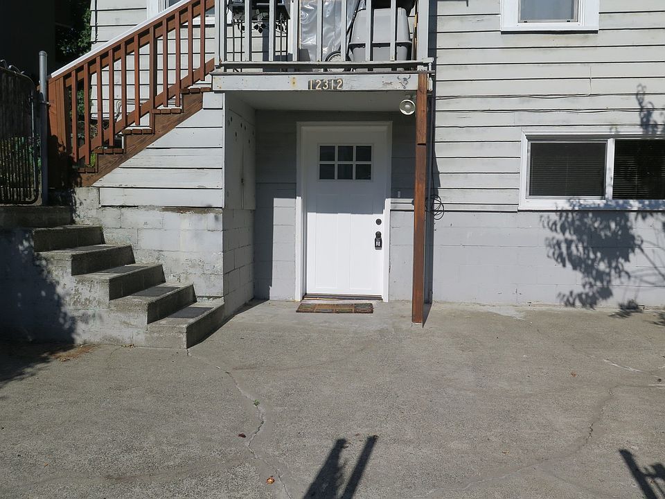 1st image of 12310 33rd Ave NE #12312