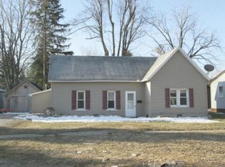 62 E Mills St, Sandusky, MI 48471