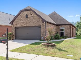 2813 Oxmoor Glen Dr, Birmingham, AL 35211