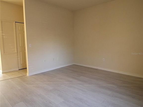 5th image of 7619 Plantation Cir
