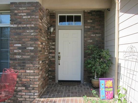2nd image of 1464 Cedar Pines Dr