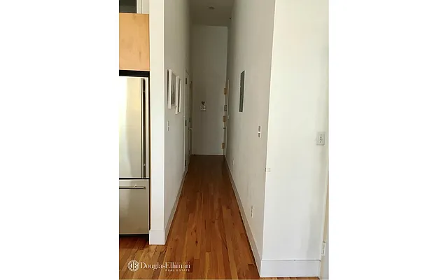 Rented by Douglas Elliman | media 27