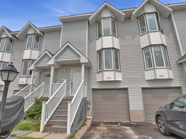 870 Winchester Ln #17, Kingston, ON K7P 2S6