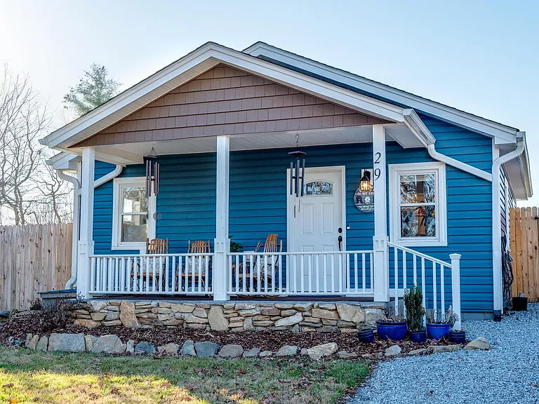 29 White Oak Rd — Photo 3