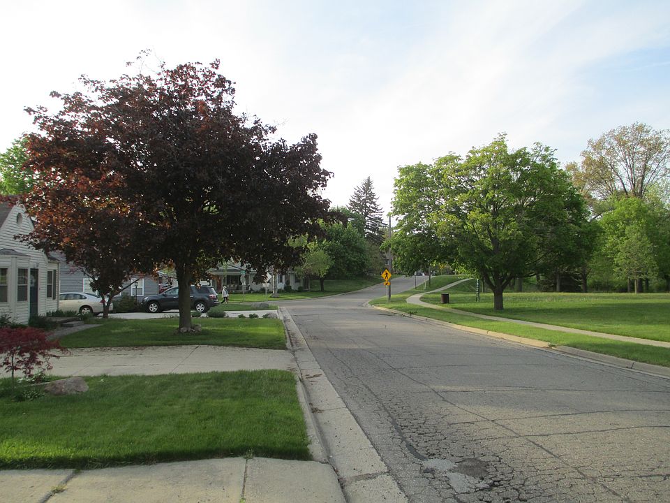 2nd image of 1017 Inglewood Ave
