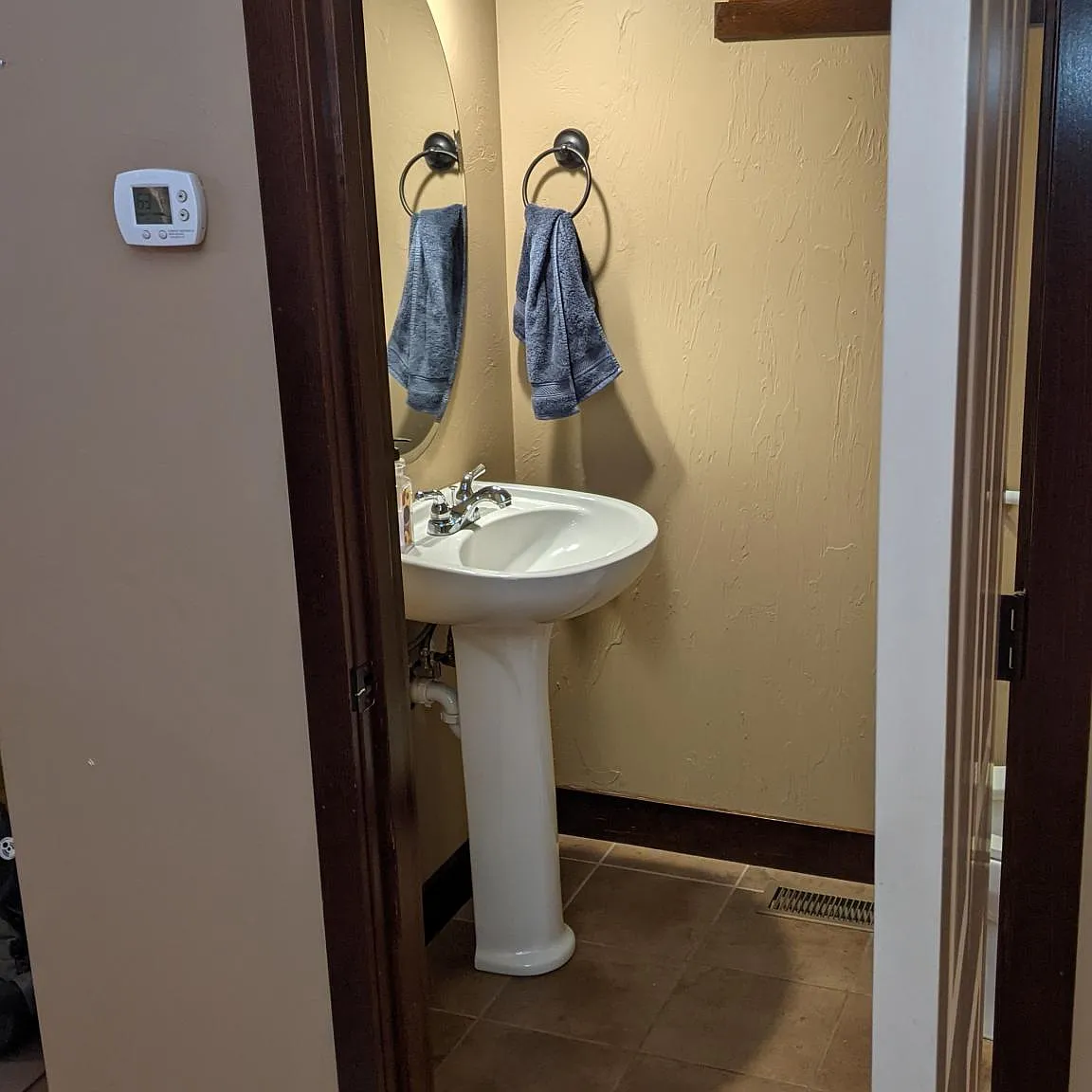 3 bed, 2.5 bath, 1700 sqft, $2,625 — Photo 4