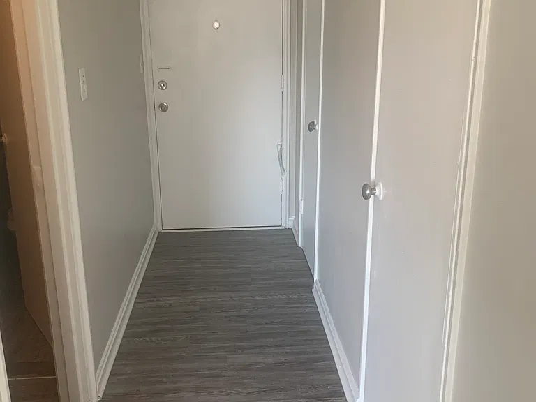 11820 Edgewater Dr #423 — Photo 8
