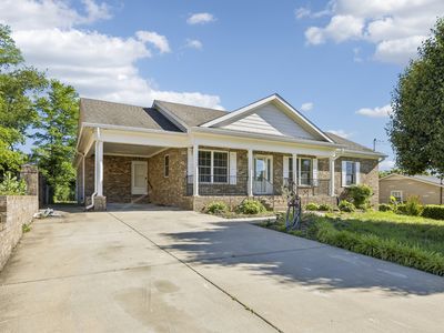 737 Work Dr, Nashville, TN, 37207