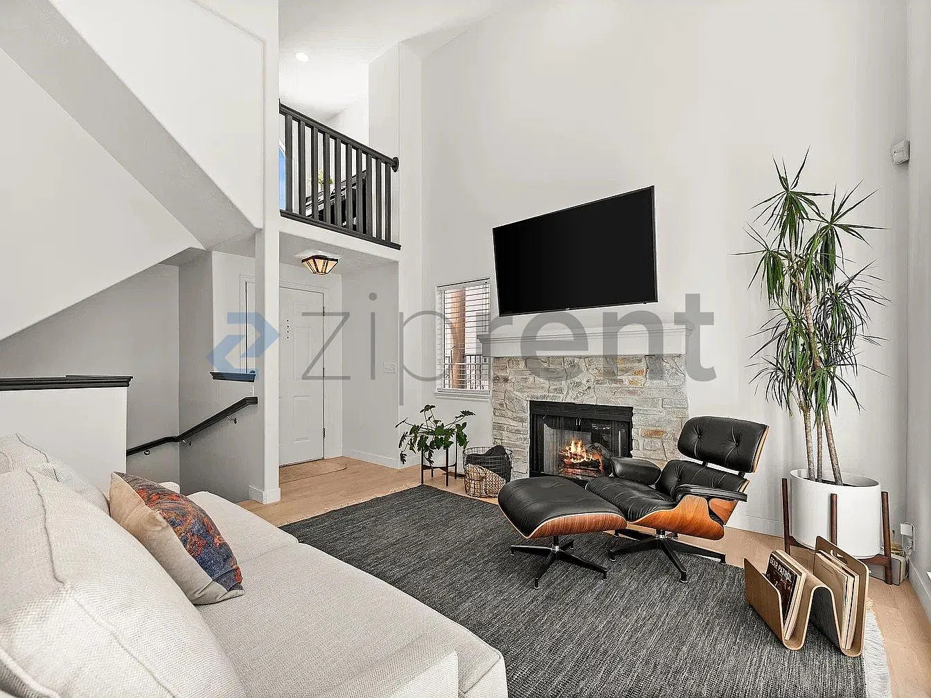 Pines Of Holladay Condo — Photo 3