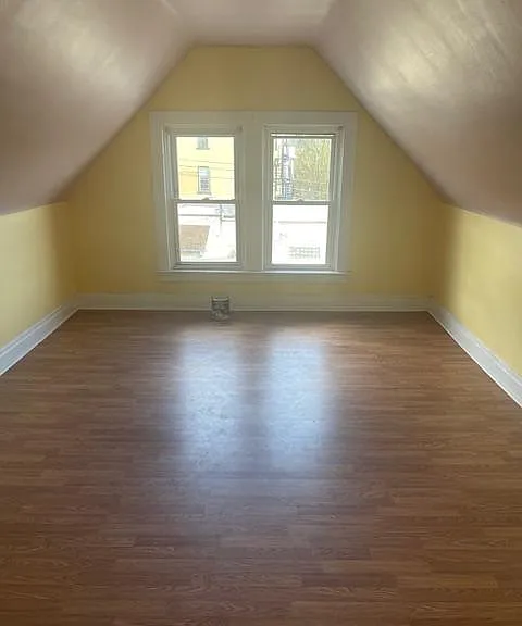 7523 Roslyn St #2 — Photo 4