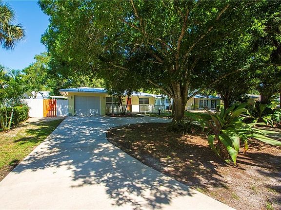 3rd image of 2676 Tropical Ave