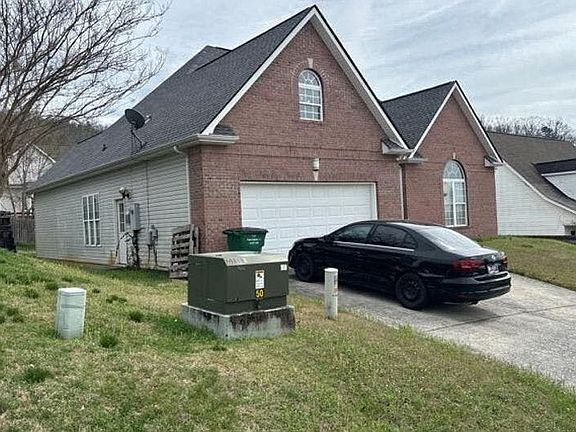 3rd image of 2266 Red Tail Ln