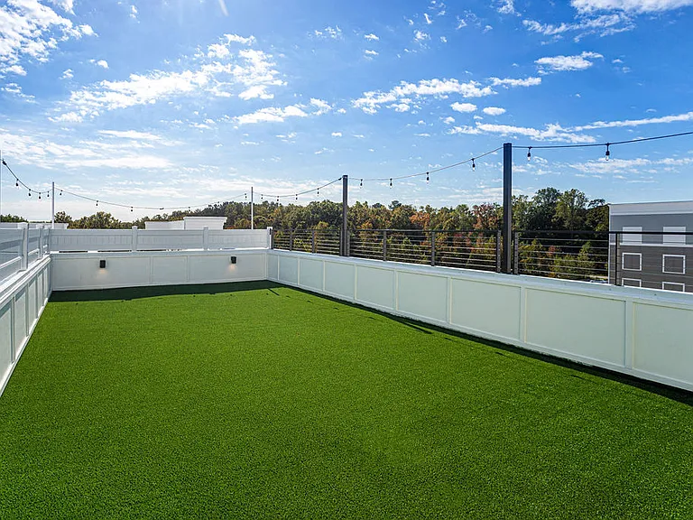 High Street View Luxury Apartments — Photo 15