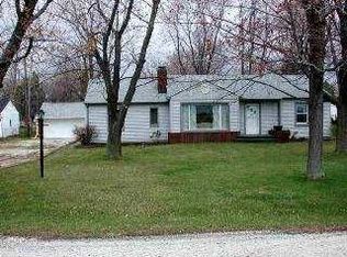 23439 W Hellwig Rd, Genoa, OH 43430