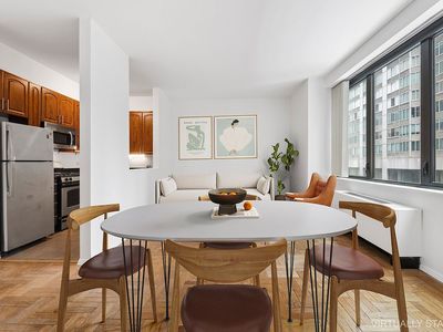 62 W 62nd St APT 5C, New York, NY, 10023
