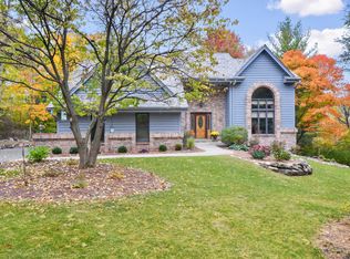 3176 Cobble Ct, Slinger, WI 53086