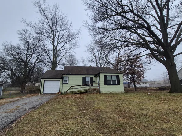 9201 E 69th Ter, Raytown, MO 64133