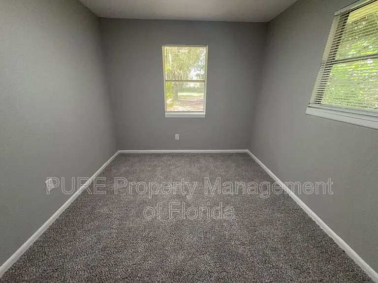 595 NW 100th St #A — Photo 32