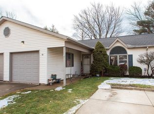 808 Ryan Rd APT 13, Medina, OH 44256