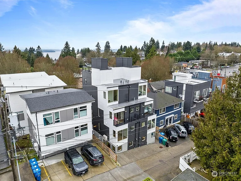 9234 35th Ave SW #A — Photo 12