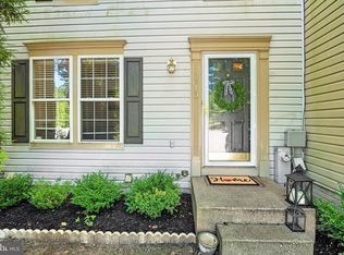 8713 Rochelle Dr, Ellicott City, MD 21043