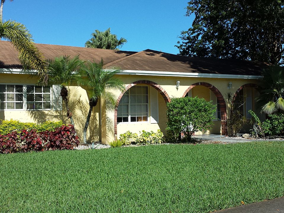 1st image of 10451 NW 20th Ct