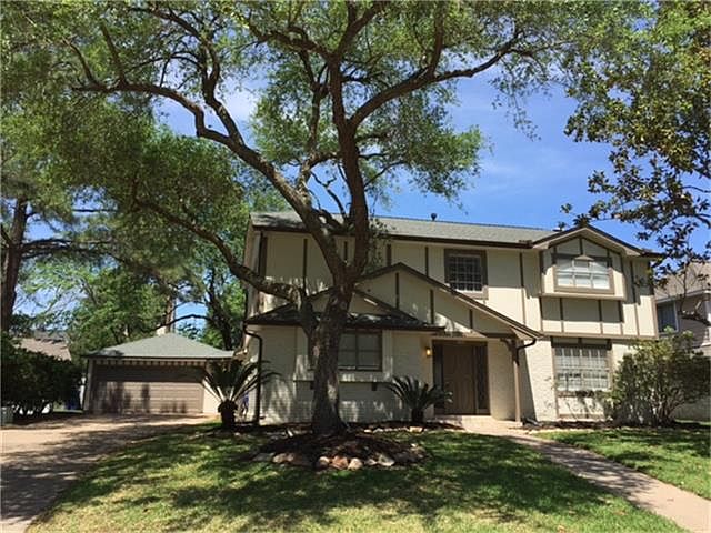 1st image of 3010 Apple Valley Ln