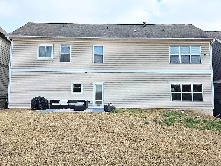 821 Westmoreland Cir NW — Photo 37