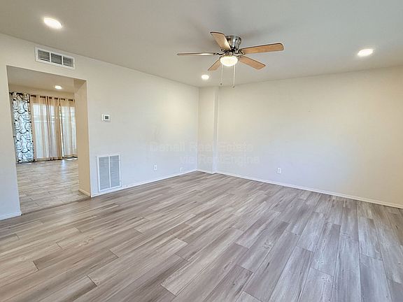4th image of 6742 N 43rd Ave