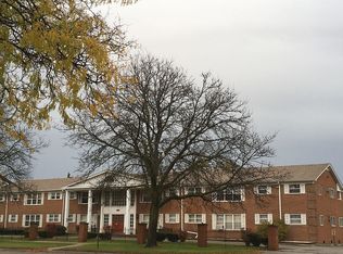 25301 Five Mile Rd APT 227, Redford, MI 48239