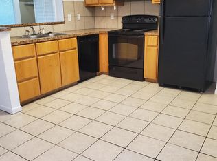 501 Esther Cir APT B, Killeen, TX 76543