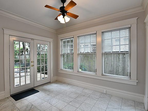 Sunporch gives abundance of natural light