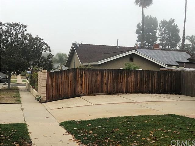 2nd image of 1890 El Toro Cir