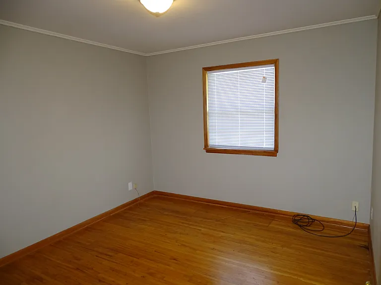 4829 S Lawton Ave #1 — Photo 4