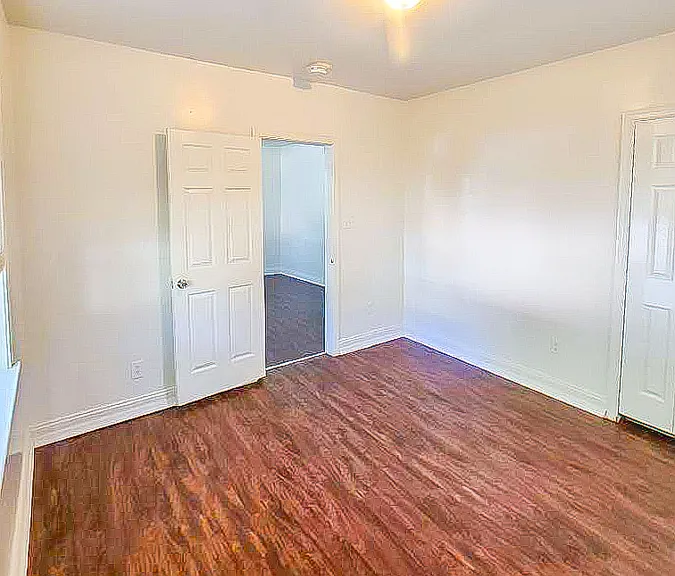 144 Spring St — Photo 4
